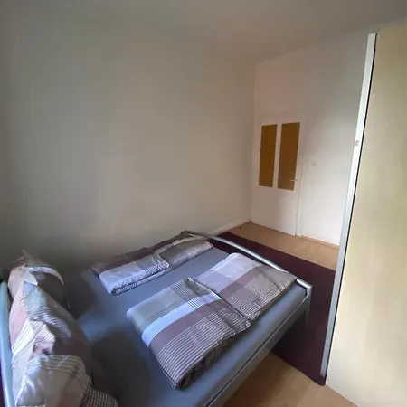 Gemuetlicher Altbau In Zentraler Lage *
