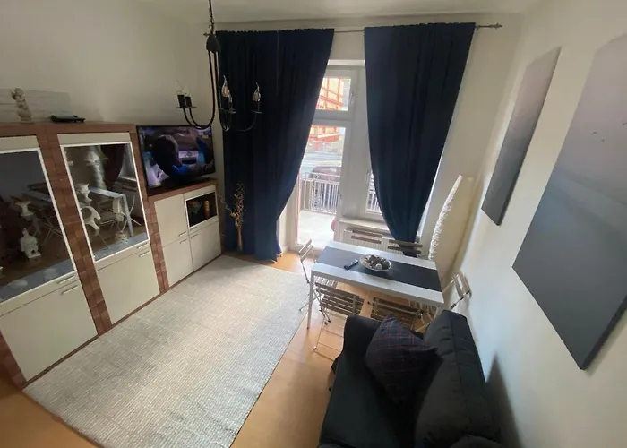 Gemuetlicher Altbau In Zentraler Lage *
